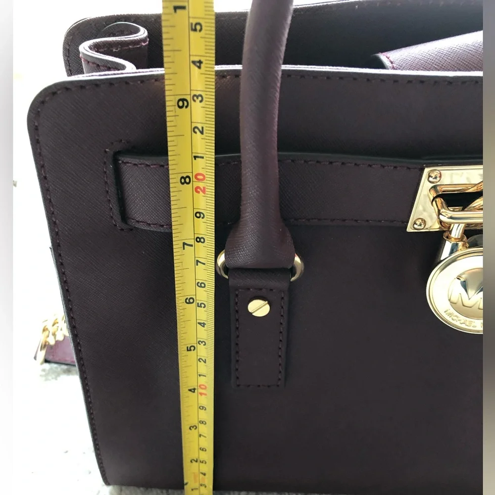 Michael Kors Hamilton Bag - Picture 12 of 16